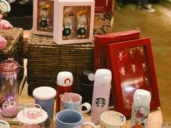 零售区-星巴克臻选(广州沙面店)