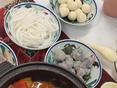-刘姐啤酒鱼民族演艺餐厅(西街总店)