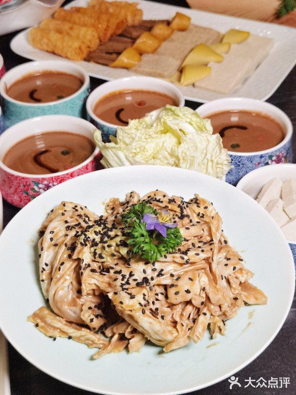 老北京爆汁流油的门钉肉饼！居然在这里吃到了