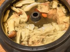 -云海肴·汽锅鸡·云南菜(天山百盛优客店)