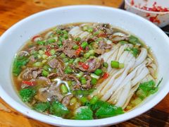 酸辣鸡杂粉-肆姐面粉馆(坡子街店)