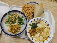 -正南齐北·老街糯米团(洪崖洞店)