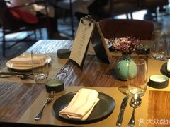 -Carbon莫卡哆·意大利复古集市餐厅(杭州大厦店)