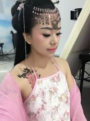 -盘子女人坊生日照·摄影馆(华强店)