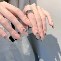 -NEW LOOK-绿麓 · 美甲美睫脱毛工作室