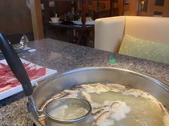 -辉哥火锅(虹桥路店)