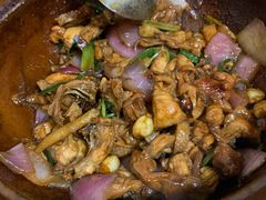 -胡须佬鸡煲四季火锅(龙珠大道店)