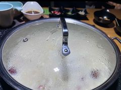 竹荪菌猪肚鸡小锅-洪氏嗨捞·广东猪肚鸡·椰子鸡火锅(西咸万象城店)