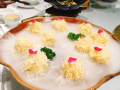 雾都虾球-山顶顶概念四川菜(黄埔大道店)