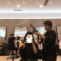 -TONI&GUY