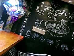 大堂-家味螺蛳粉&烤鱼(安远路店)