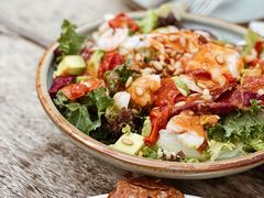 虾仁牛油果沙拉-RAC BAR(安福路店)