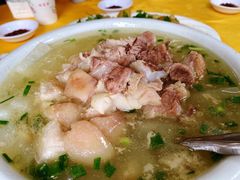 萝卜炖肘子-荣生萝卜汤饭店