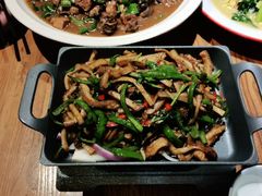 -俭寨大盘鸡·缸子肉·小公鸡·新疆菜(云通店)