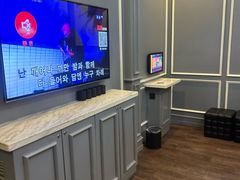 -范特西FANTASY量贩式KTV(民主广场店)