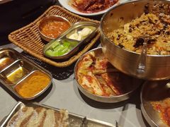 -草家酱蟹炭火烤肉店(珲春南路一店)