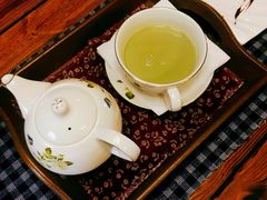 抹绿奶茶-花蓬咖啡(阳光经典店)