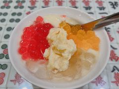 榴莲捞珠-堂屋糖水店(愚园店)