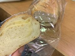 粒粒芝士法包-PAPER STONE BAKERY(天汇广场店)