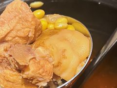 凉瓜黄豆炖猪手-顺风汤馆·广府粤菜(江宸天街店)