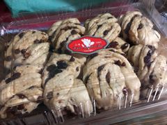 -白玉兰食品甜凤店(合生汇店)