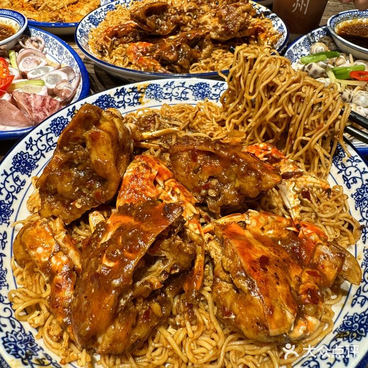 隔着屏幕都闻到香味了！😭 西街古厝里的泉州