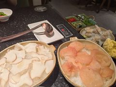 -得意咚瓜·顺德鱼生·冬瓜火锅(深圳首店)