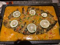 -里岛烤鱼(东港凯虹广场店)