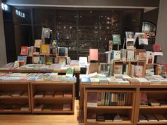 -百新书局(尚悦湾店)