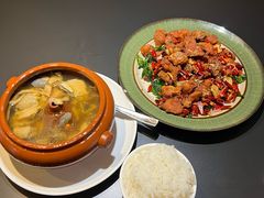云南野生菌汽锅鸡-桥边小楼·手工云南菜·丽江地标美食