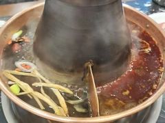 -楼外楼大刀肉传统火锅居(博学路店)