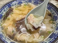 -无名氏宵夜小摊(祝家三姐妹馄饨店)