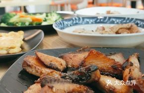 Pan-fried Grass Carp Slices