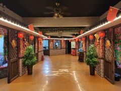 等位区-人民公社铁锅炖·东北菜(卫国道店)