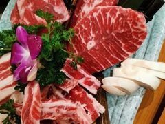 -明洞阿姨·韩式酱蟹烤肉·创意料理(三元桥店)