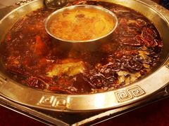 -山城年华老火锅(玉林店)