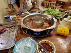 -金鼎雪山牦牛杂火锅(理县总店)