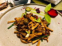 -甜阿姨·天台花园私房菜(万松园店)
