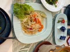 -蕉叶·泰国歌舞风情(世贸店)