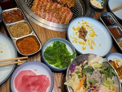 -明洞阿姨·韩式酱蟹烤肉·创意料理(三元桥店)