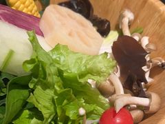 -湊湊火锅·茶憩(打浦桥日月光店)