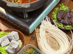 -黔有有贵州酸汤夺夺粉火锅(五味十字店)