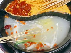 鸳鸯锅-钢管厂歆瑞源油卤串串香(春熙路太古里店)