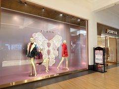 -王府井奥莱临潼小镇(临潼店)
