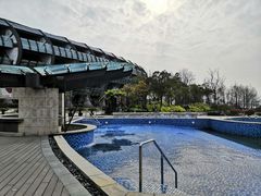 -上海滴水湖皇冠假日酒店