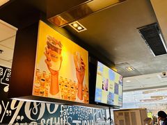 -麦当劳(哈西万达店)