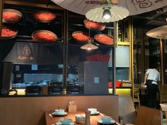 大堂-九锅一堂酸菜鱼(新南凯德直营店)