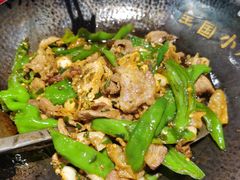 -费大厨辣椒炒肉(万家丽一店)