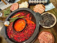 -黄潇洒老火锅(九眼桥宏济巷店)