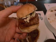 伊比利亚猪肉鹅肝汉堡-Ocean's Table 欧舍